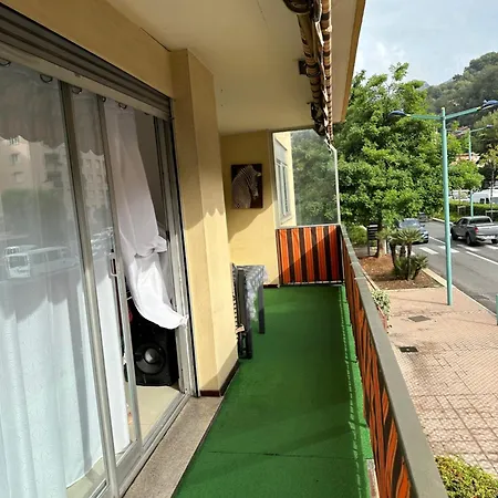 3 Pieces - Apartman Menton